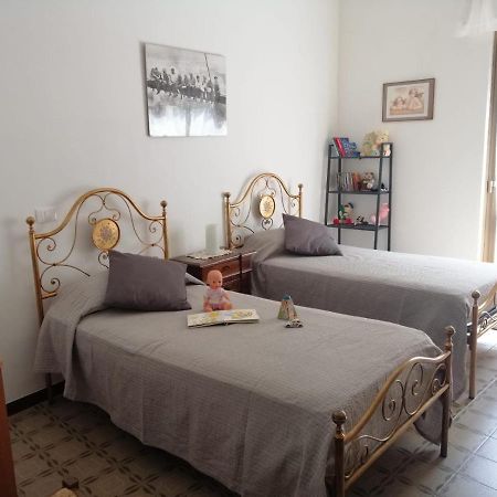 Ferienwohnung La Casa Di Gb Pieve di Teco Exterior foto